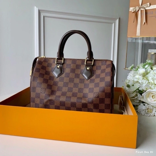 First bag Vuitton 25 Louis SPEEDY 0820